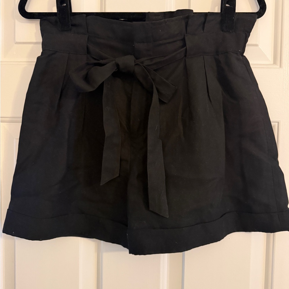 Club Monaco Black High-Waist Tie-Front Paperbag Shorts